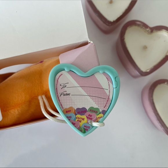 Sweethearts “BFF” Plush Valentine’s Toy - Picture 5 of 5